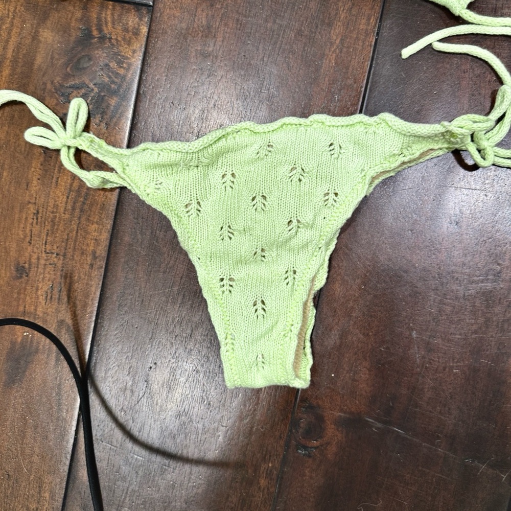 Light Green Knit Triangle Bikini Top and Tie-Side Bottoms - Picture 6 of 8